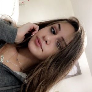 Meet your Posher, Julianna